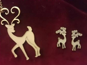 deer Necklace